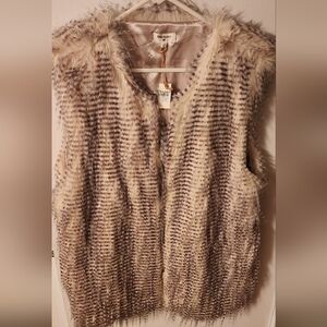 NWT- World Market Faux Fur Vest in Cream and Brown